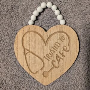Heart-Shaped Wooden Nurse Medical Peovider Plaque with Beaded Handle Gift